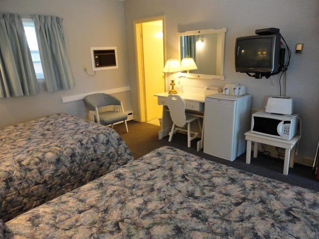Pinecone Motel Сассекс Экстерьер фото